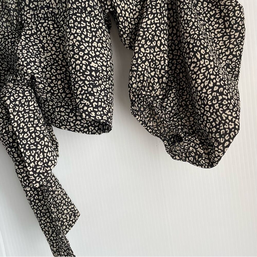 Princess Polly New Mood tie front top long sleeve black animal print size 6 - Picture 7 of 8